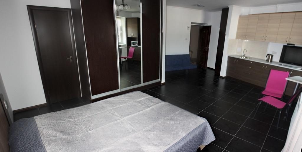 Suite On Railway Station Ivano-Frankivsk Room photo