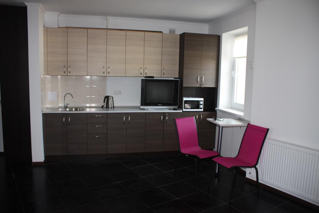 Suite On Railway Station Ivano-Frankivsk Room photo